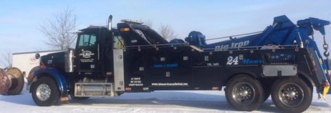 custom towing heavy duty wrecker for semis